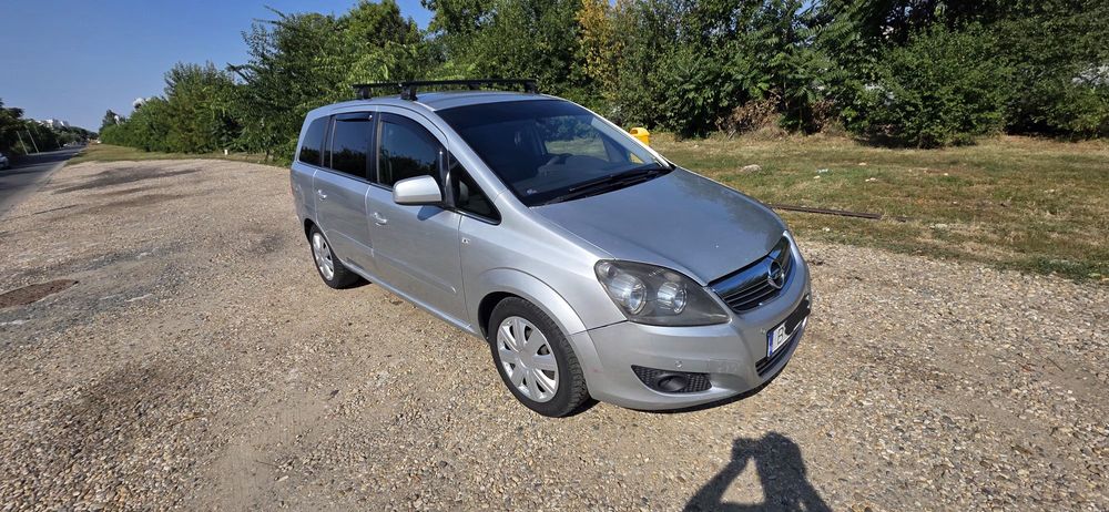 Opel Zafira B 1.7D 2011 euro 5 [7 locuri]