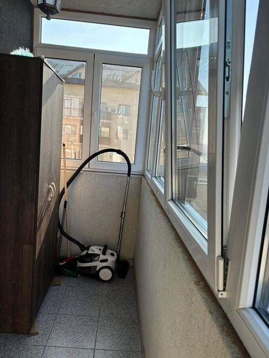 Închiriez apartament doua camere