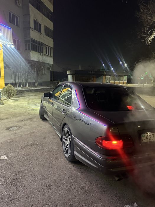 В продаже Мерседес w210.