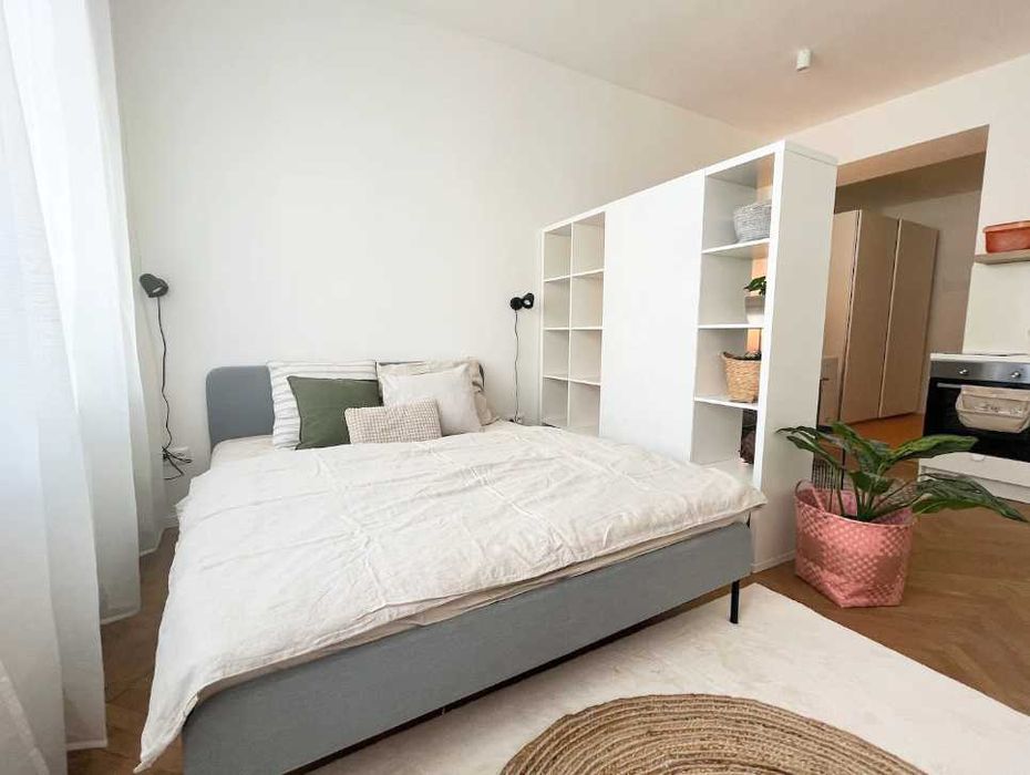 Дава се под наем Едностаен апартамент в Пловдив, Каменица 1 - 40 кв.м за 200 € - Снимка #1