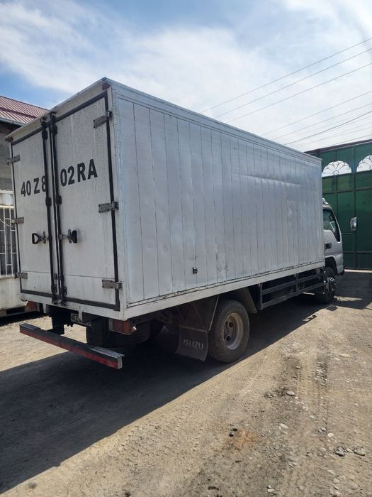 Isuzu butka sotiladi