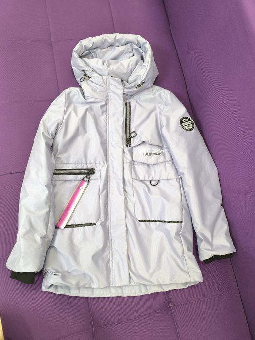 Продам куртку для девочки-подростка