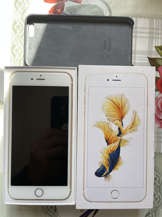 Vând iPhone 6 sPlus aproape nou