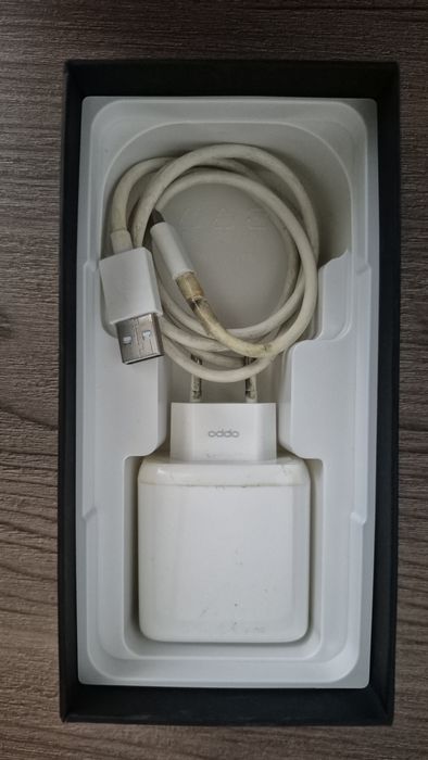 Oppo Reno 6 смартфон