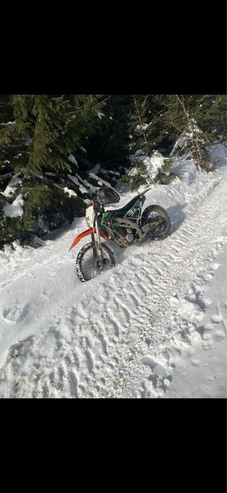 Vând  /schimb cross x Motos 250cc 4t
