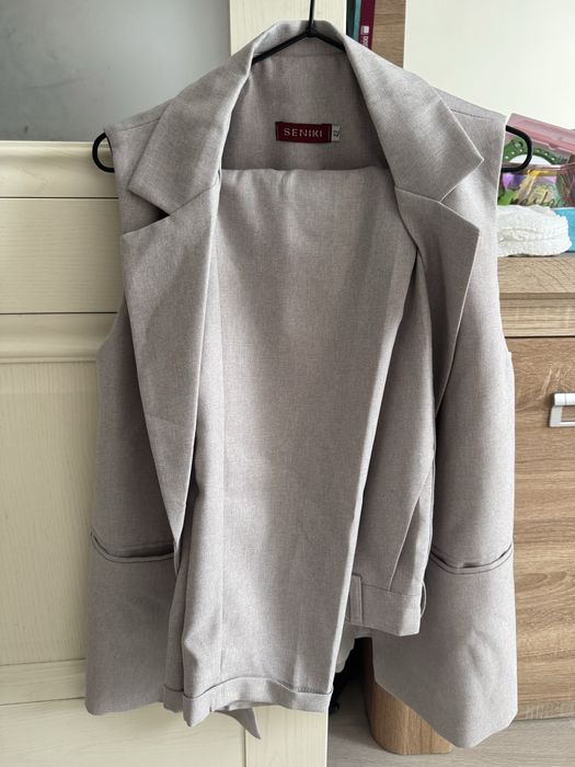 Двойка 42 (С) размер, торг есть