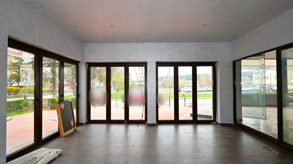 Продава се Заведение в Перник, Изток - 140 кв.м за 765 €/кв.м - Снимка #8