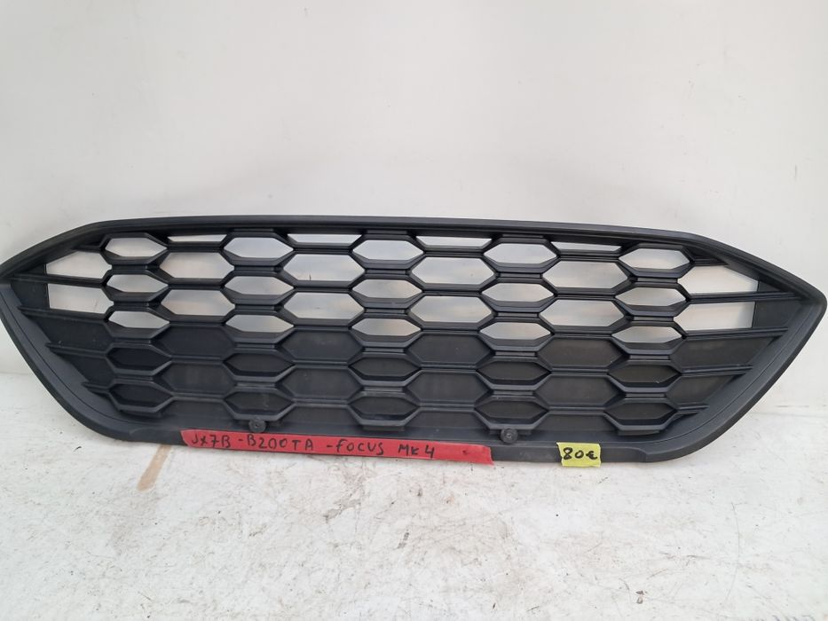 Грил решетка  Ford Focus mk4