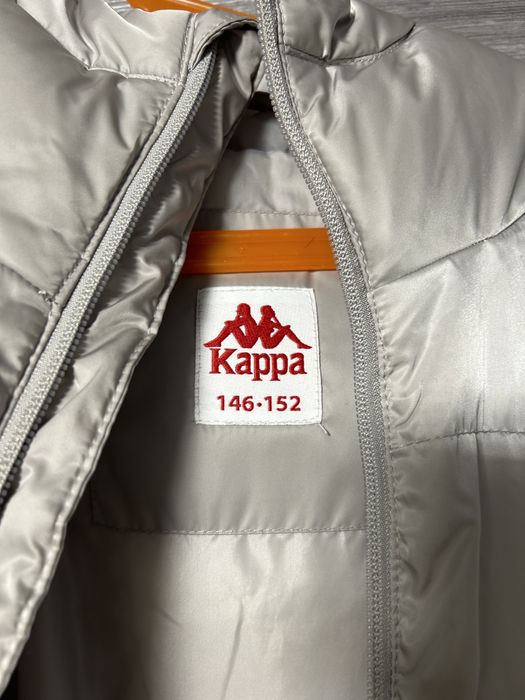 Продам куртку для девочки