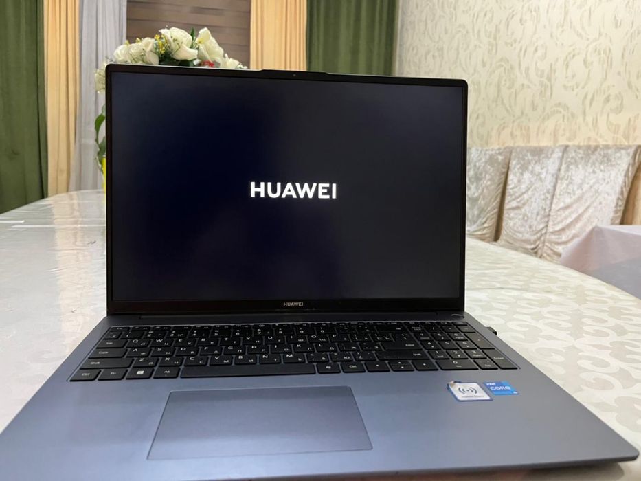 Ноутбук HUAWEI MateBook D16