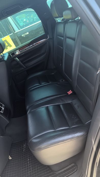 Vw Touareg 2.5 R5,174 к.с. , 60 броя на части