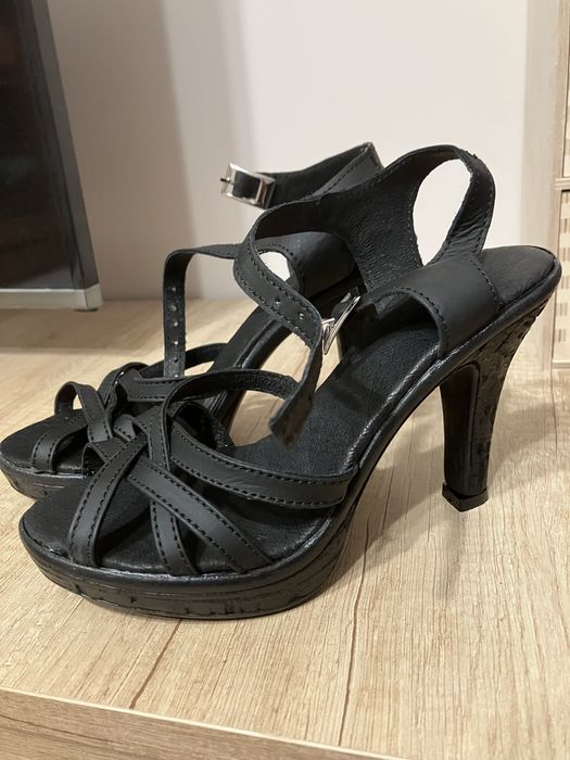 Дамски сандали черни естествена кожа висок ток 36 37