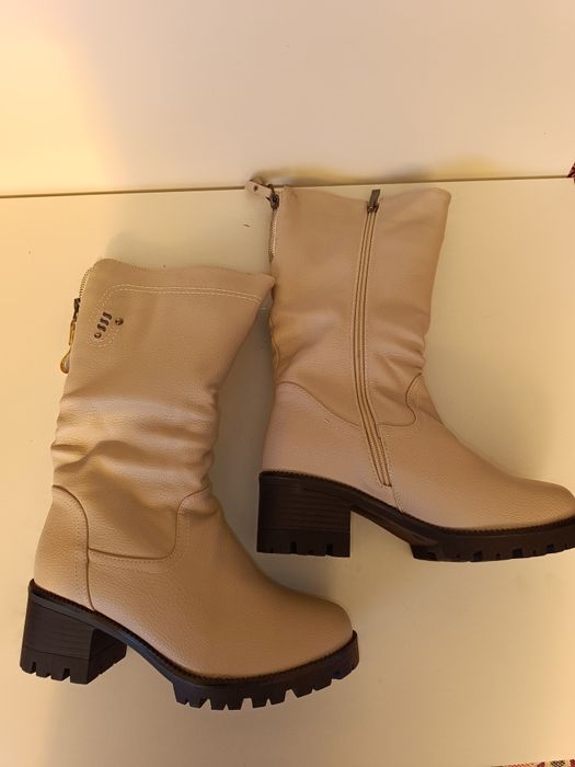 Продам обувь новую