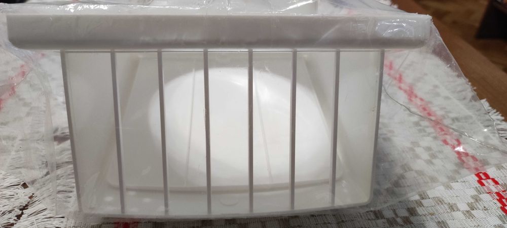 Продавам вентилационна решетка за въздуховод