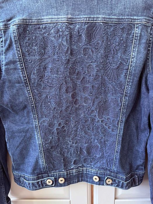 Дамско дънково яке с бродерии ESPRIT