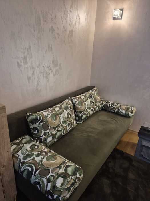 Двуместен диван с ракла