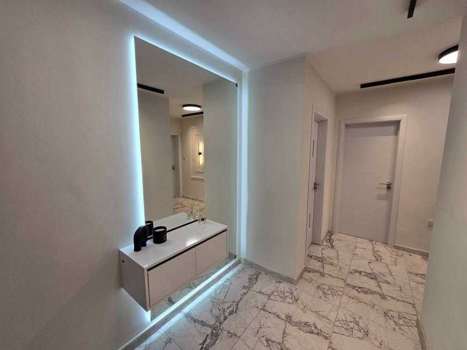 Продава се Тристаен апартамент в Стара Загора, Три чучура - център - 110 кв.м за 1619 €/кв.м - Снимка #10