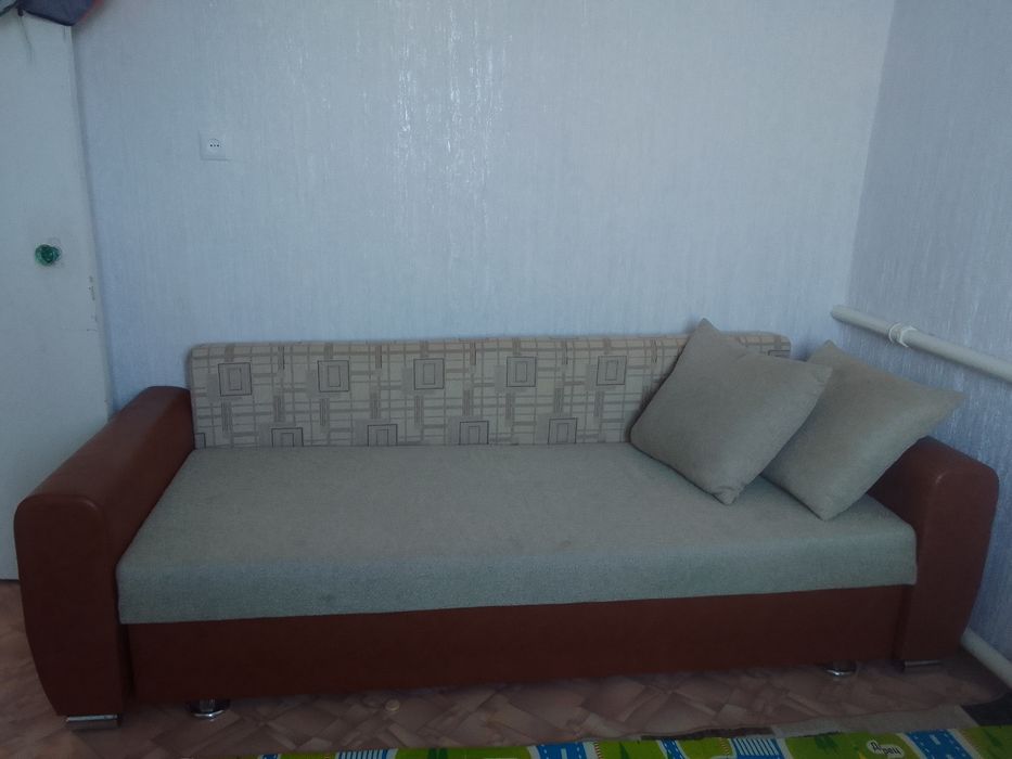Продам диван 2м 29см