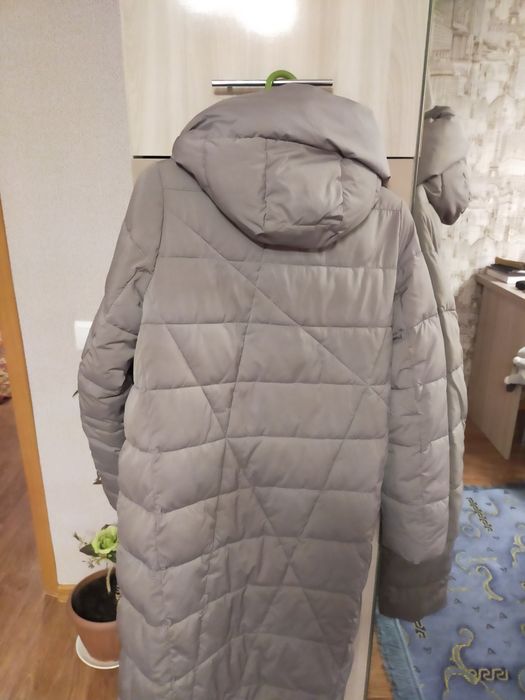 Пуховик в отличном состоянии