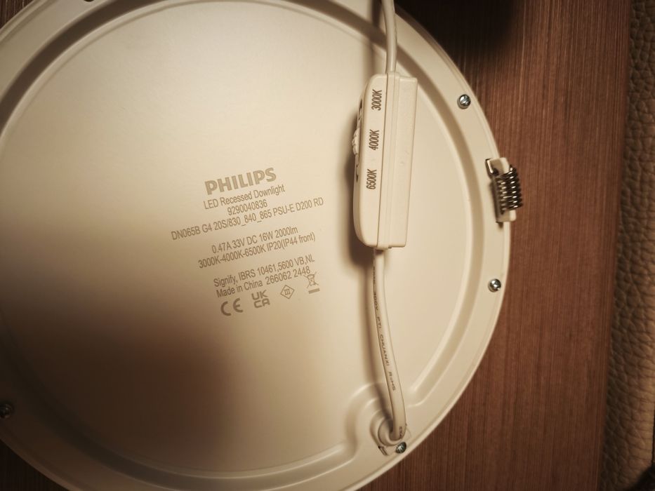 Чисто нови 6 броя led панели за вграждане Philips Ledinaire.