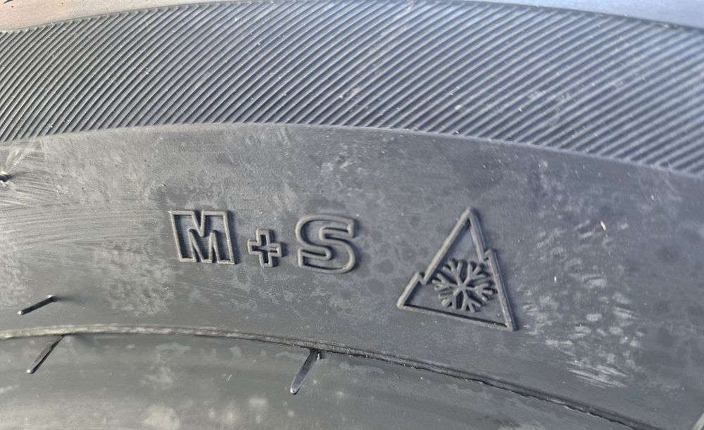 225/55 R17 101V RIKEN (by Michelin) Anvelope iarna M+S Protectie janta