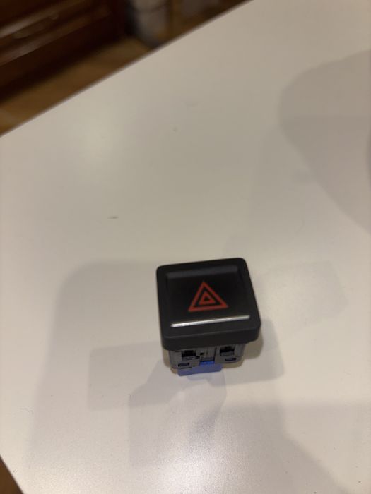 Копче за аварийки голф 7