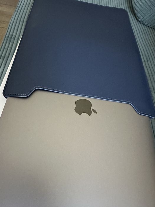 MacBook Pro 16” 2019 – i9 / 16GB RAM / 1TB SSD / Radeon Pro 5500M 4GB