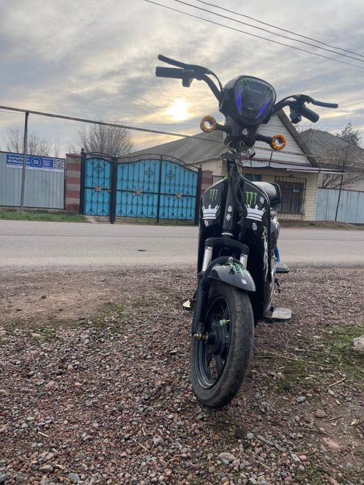 Мопед продаетса хорошом сомтояни