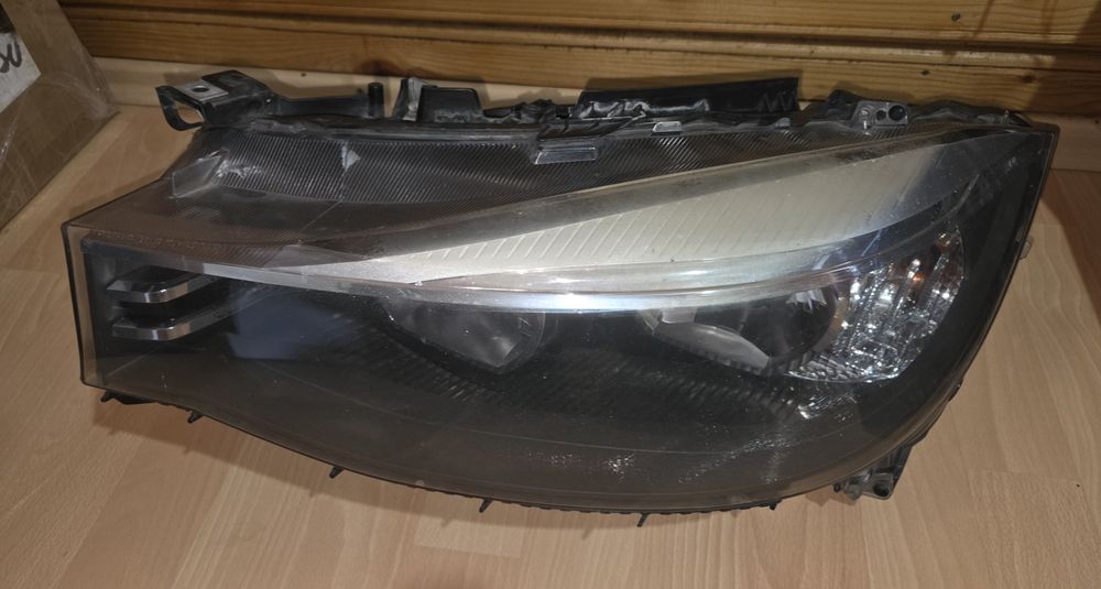 Far stânga pentru BMW F34 - 63.11.7.355.551
