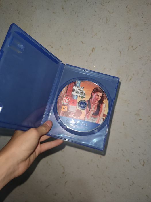 Продам диск от пс 4