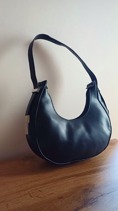 ЧИСТО НОВО - Дамски чанти