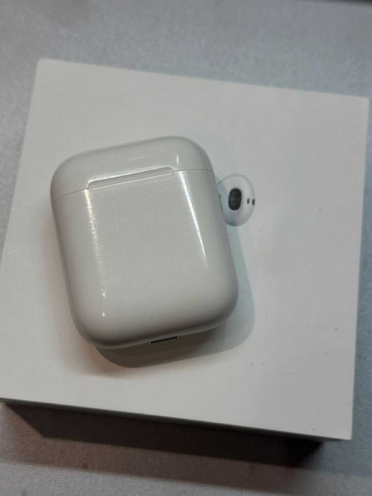 AirPods 2 (аксай 0715) лот 894687
