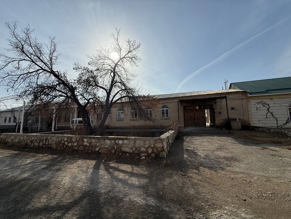 #a768 Bahavo joydan 10 sotiqli hovli sotiladi