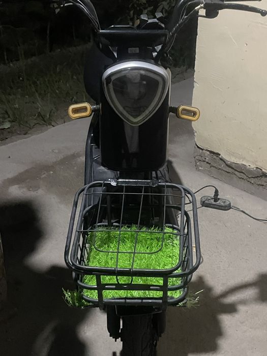 Abmen qilaman uch balon sukuter boʻsa aben qilan