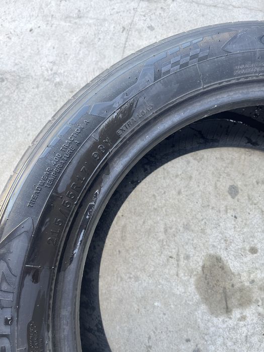 4 шины 215/55/17 летние
