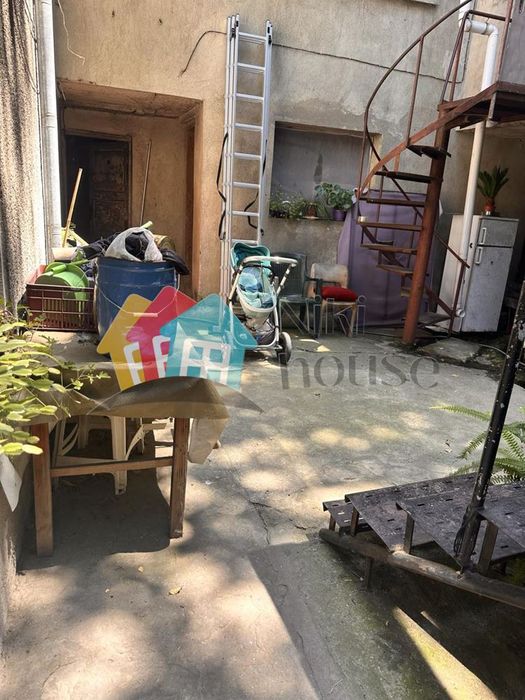 Продава се Етаж от къща в Варна, Аспарухово - 220 кв.м за 673 €/кв.м - Снимка #11