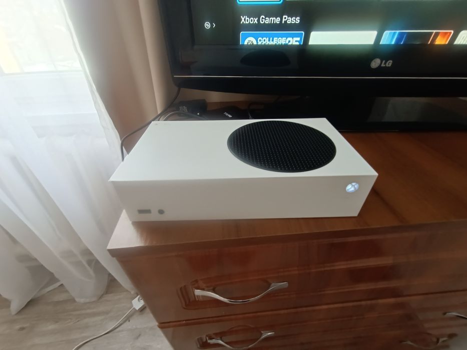 Xbox series s 2 джостика