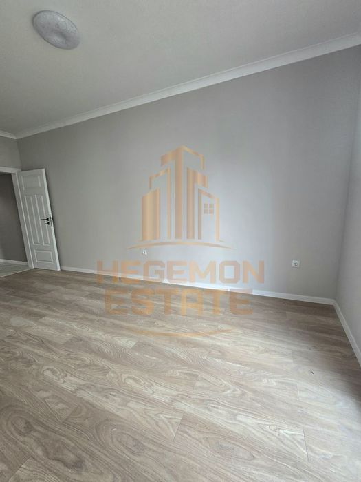 Продава се Двустаен апартамент в к.к. Св.Св. Константин и Елена - 67 кв.м за 2457 €/кв.м - Снимка #4