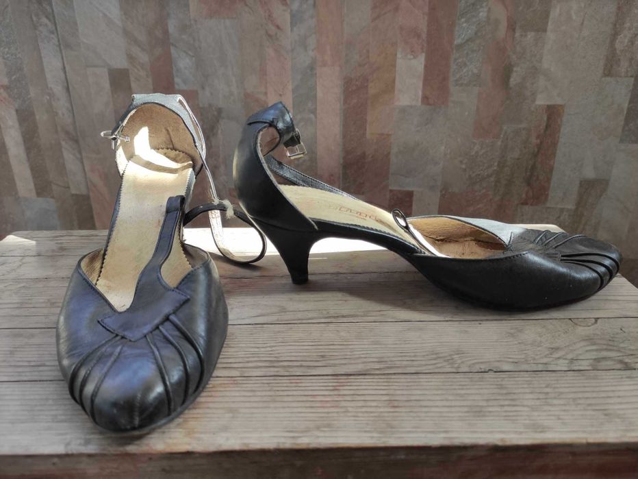 Дамски обувки 37 номер