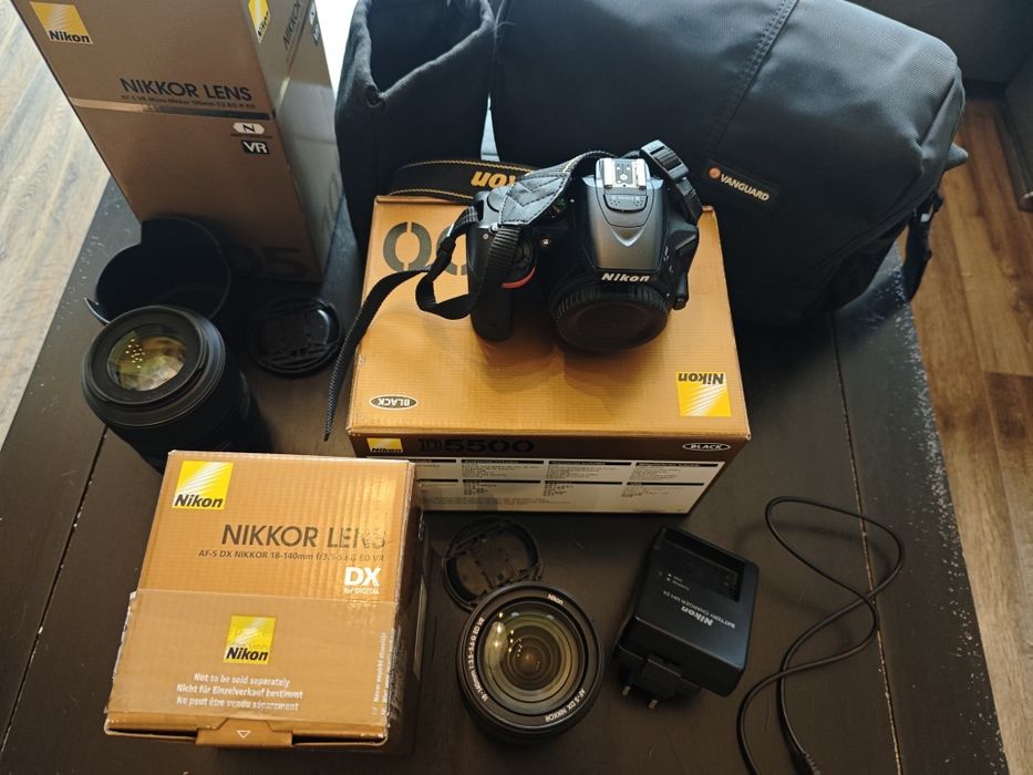 Nikon D5500 + Nikkor Micro 105mm + Nikkor 18-140mm + Чанта