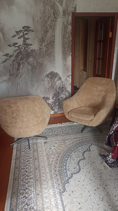 Кресла- крутящиеся- Чешские