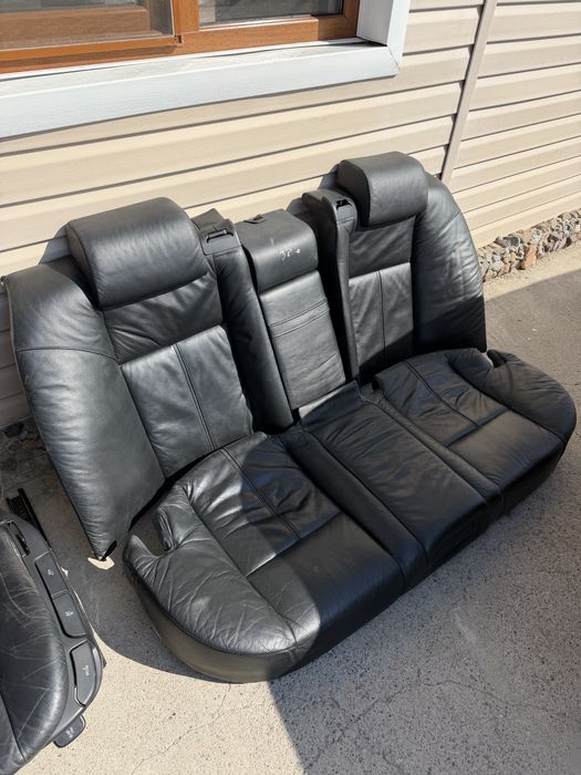 4 сиденья 4 обшивки BMW E38