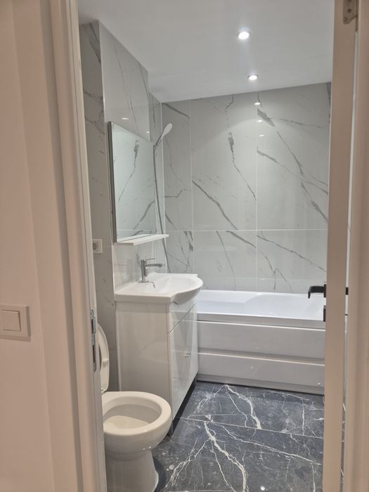 Apartament cu 4 camere, Str Muncii
