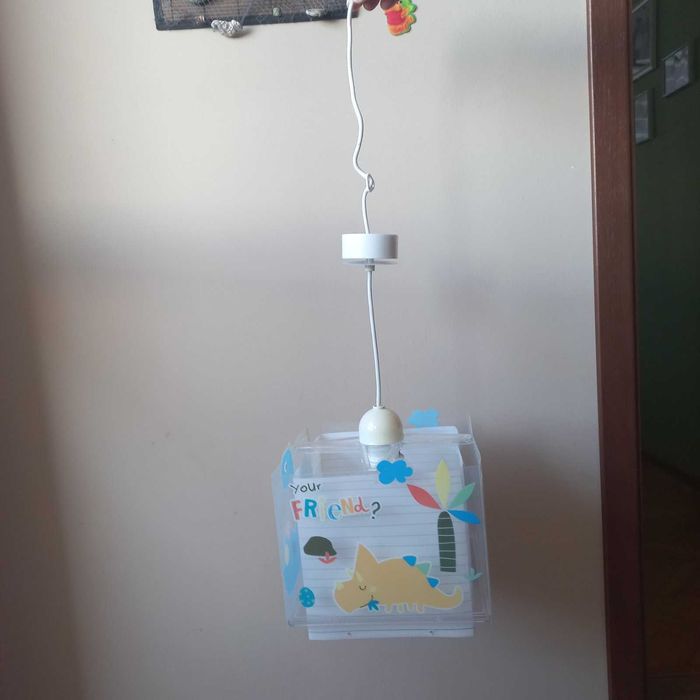 Детски лампи - тройка и единичен полюлей за таван