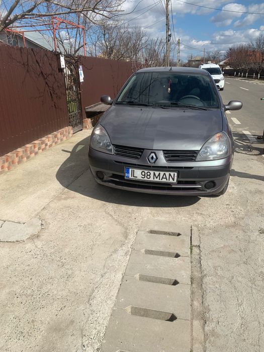 Vând Renault Clio 2005