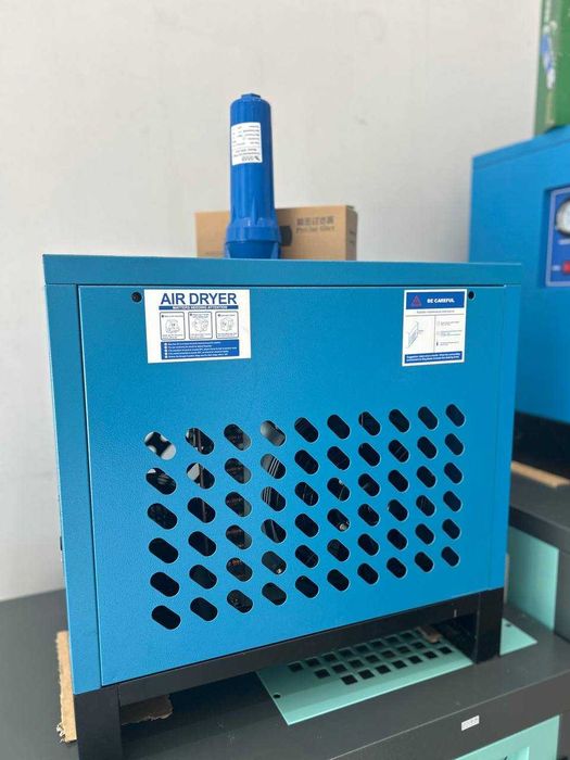 Vintovoy kampressor SAAB модели DFB10A, мощностью 7,5 кВт