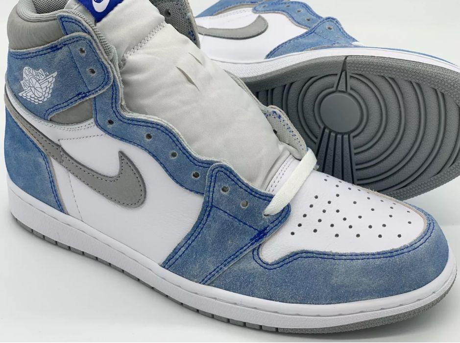 Adidasi Sneakers Jordan 1 Retro Hyper Royale - Unisex