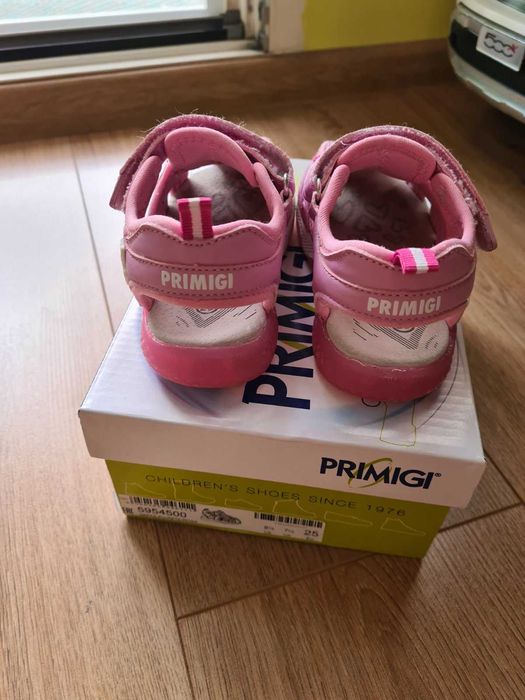 Детски сандали Primigi. Номер 25