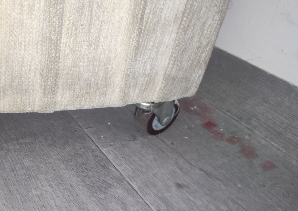 Журнальный столик