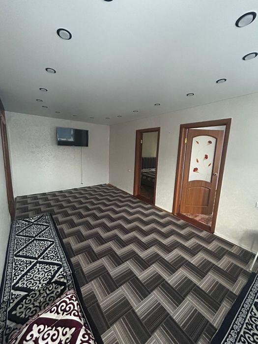 Продам четырехкомнутную квартиру